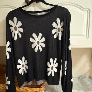 Vince Black Daisy Sweater - Women's Crew Neck